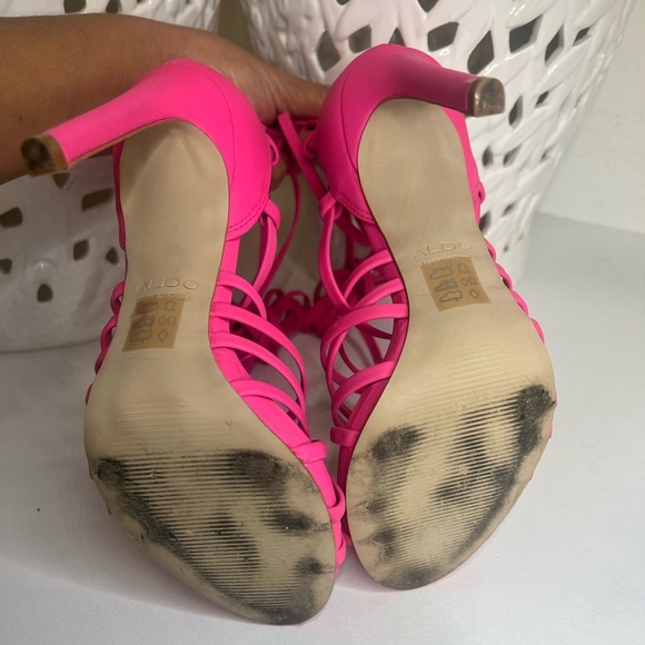 ALDO fuchsia pink color Strappy pink heels size 7 - Picture 11 of 11
